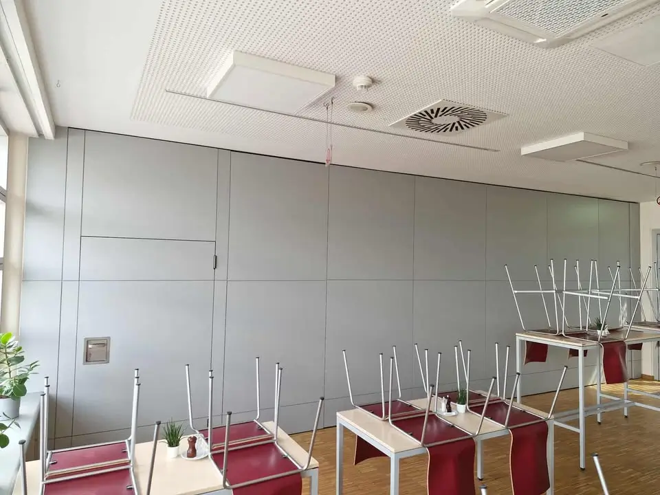 Reštaurácie, bary a hotely